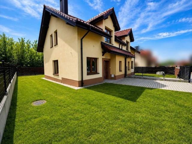 Na sprzedaż nowoczesny dom 98 m² w Bibicach z ogrodem