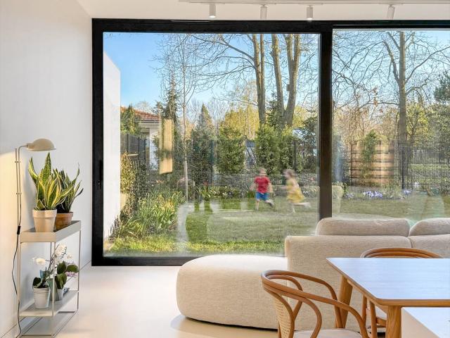 Na sprzedaż nowoczesny segment 87,65 m² z prywatnym ogrodem 126 m²