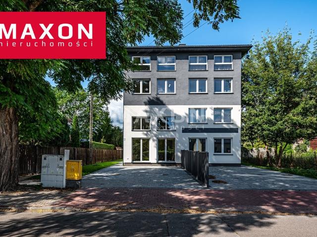 Na sprzedaż nowoczesny segment 119 m² z ogródkiem w Warszawie