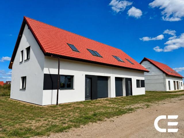 Na sprzedaż nowy dom 122 m² z garażem i ogrodem