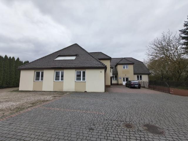 Lokal usługowo mieszkalny 698 m² w Białej Polecam