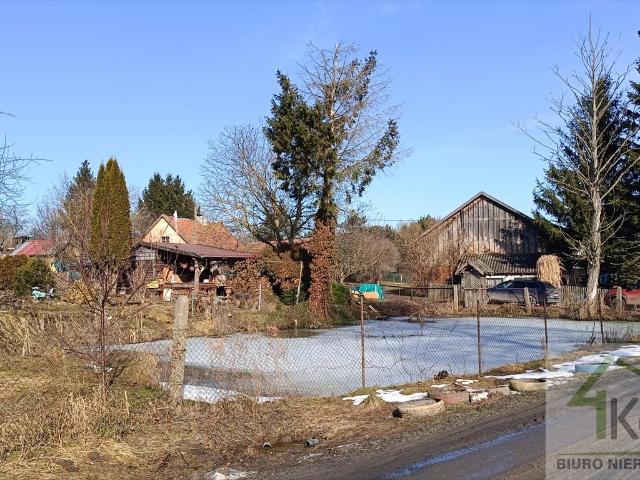 Na sprzedaż działka 9 200 m² z siedliskiem i stawami