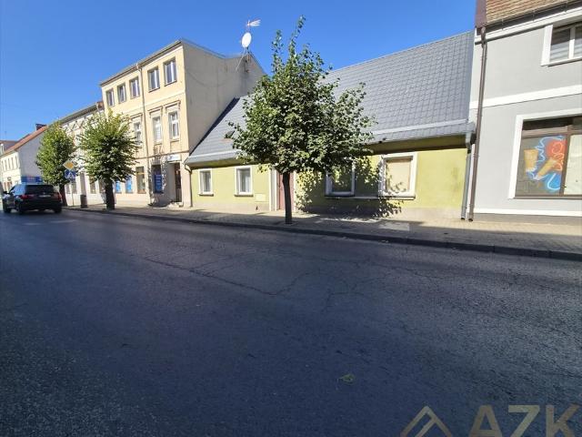 Na sprzedaż dom wielorodzinny 120 m² z garażem w Nowym Tomyślu