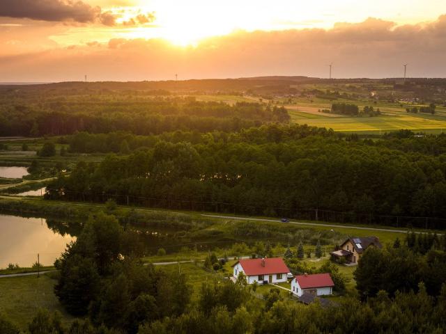 Na sprzedaż dom z antresolą, 126 m², pełne wyposażenie