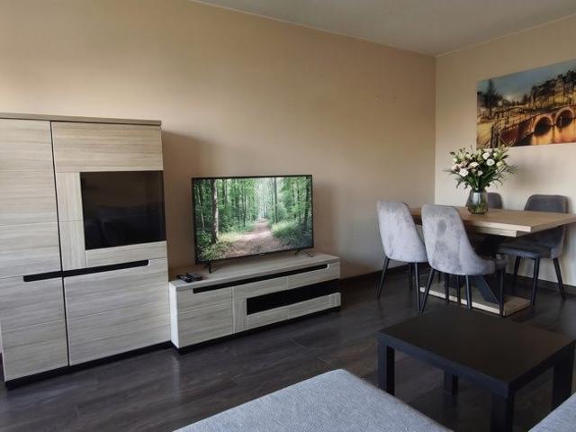Na sprzedaż funkcjonalne 48 m² w Dąbrowie Górniczej