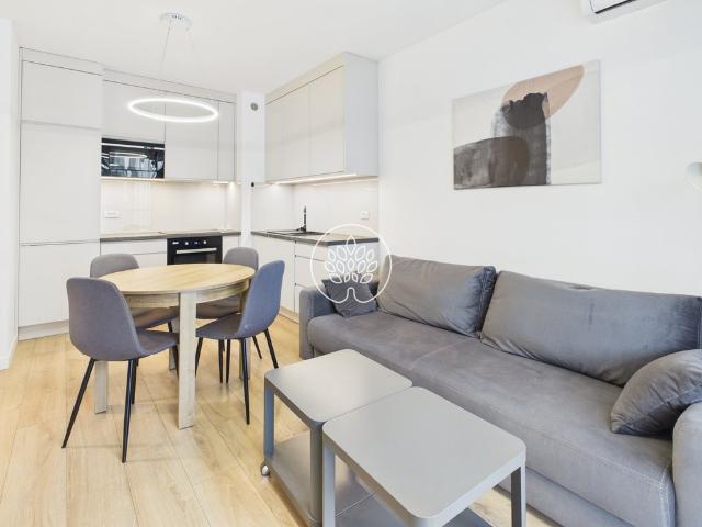 Na sprzedaż funkcjonalne 2 pokojowe mieszkanie 36 m² w Warszawie