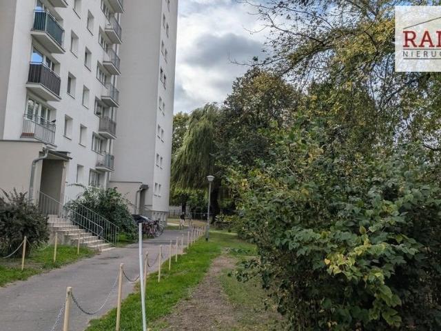 Na sprzedaż funkcjonalne 3 pokojowe mieszkanie 37,2 m² w Poznaniu