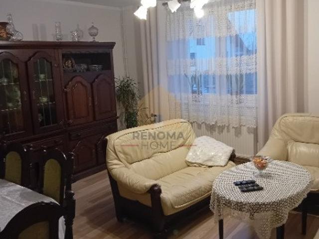 Na sprzedaż funkcjonalny dom 220 m² w Rusku z ogrodem i garażem