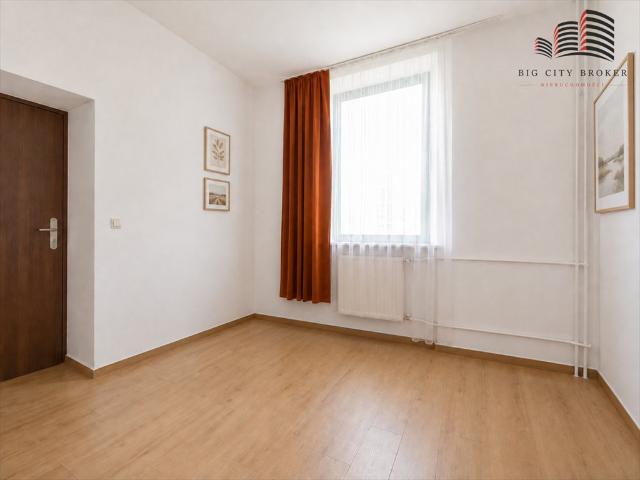 Na sprzedaż funkcjonalny lokal 15,57 m² z własną łazienką w Lublinie