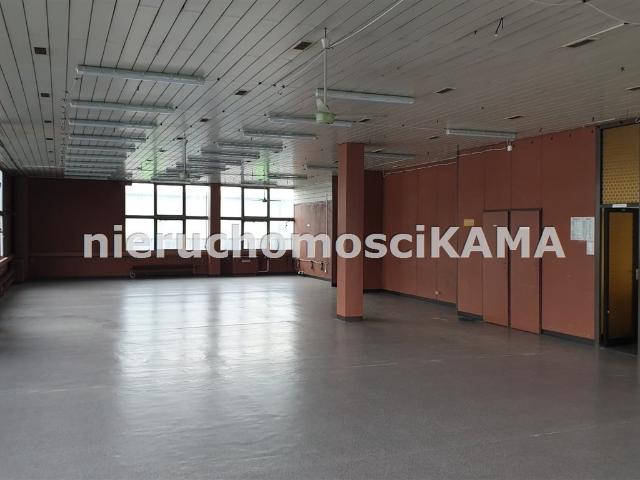 Na sprzedaż hala 2880 m² w Bielsku Bałej Wapienica