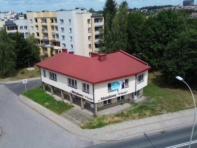 Na sprzedaż inwestycyjny lokal 286 m² z 3 wejściami w Rzeszowie