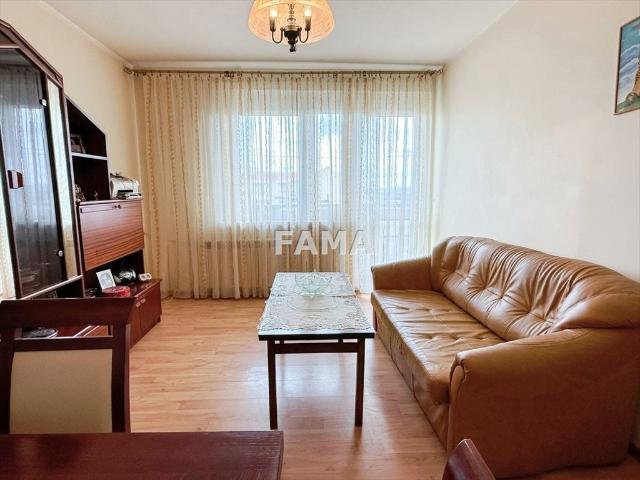 Na sprzedaż jasne 2 pokojowe mieszkanie 41,34 m² z windą i balkonem