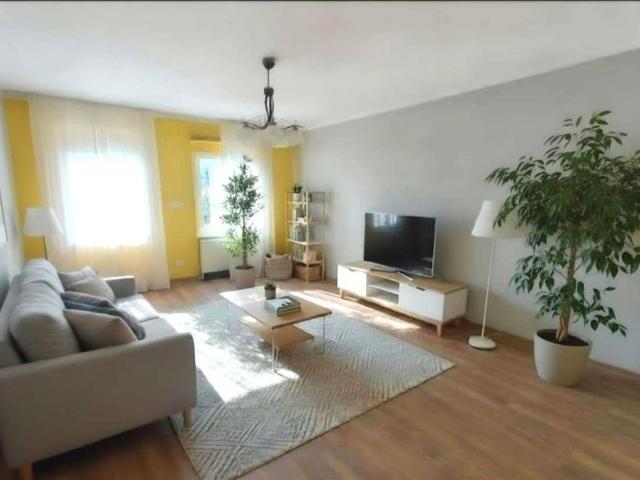 Na sprzedaż jasne 2 pokojowe mieszkanie 58 m² w sercu Wrocławia