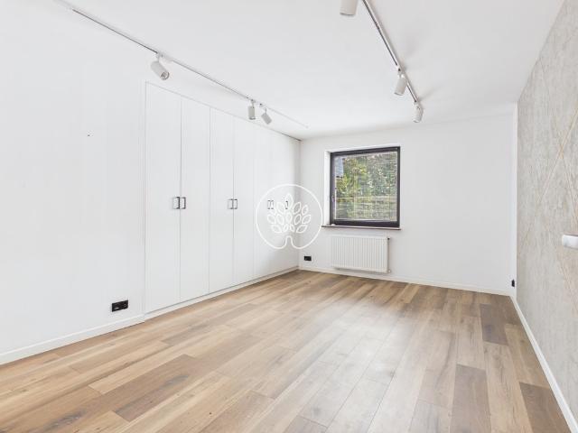Na sprzedaż kamienica 550 m² z nowoczesnym wykończeniem