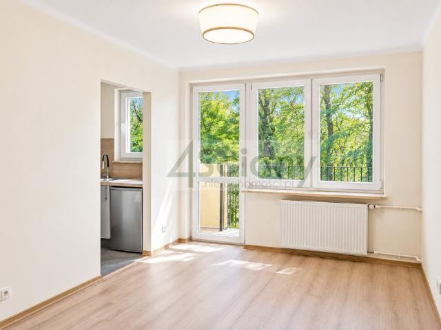 Na sprzedaż kawalerka 23,32 m² z balkonem na Mokotowie
