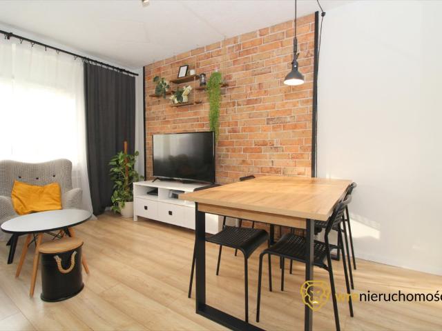 Na sprzedaż komfortowe 3 pokojowe mieszkanie 53 m² w Oławie