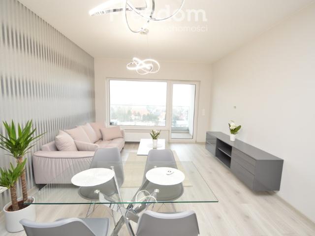 Na sprzedaż komfortowe 49 m² mieszkanie z balkonem i klimatyzacją