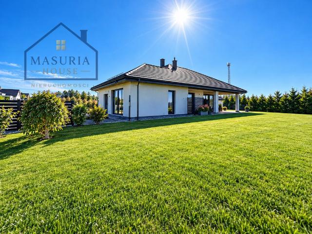 Na sprzedaż komfortowy dom 176 m² z dużą działką 2300 m² w Suszu