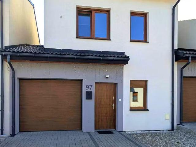 Na sprzedaż komfortowy dom 103 m² w Tarnowskich Górach