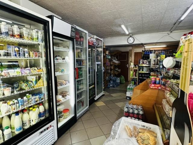 Na sprzedaż lokal 49 m² w Warszawie Mokotów z miejscami parkingowymi