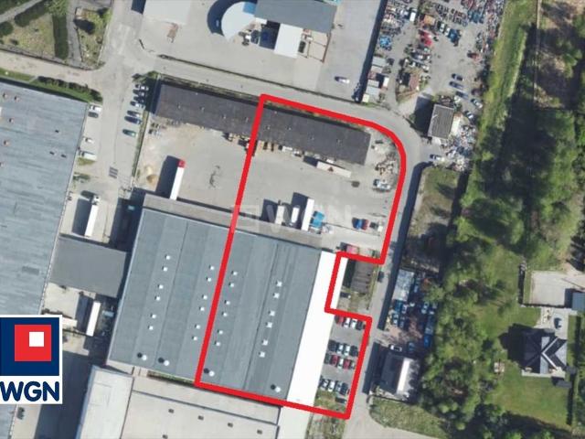 Na sprzedaż przemysłowa nieruchomość 3 180 m² w Zawierciu