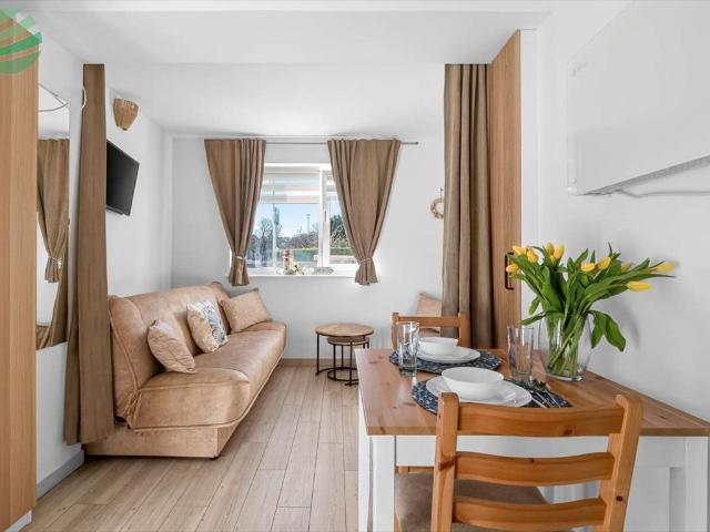 Na sprzedaż przestronny mikroapartament 18,17 m² w Darłówku