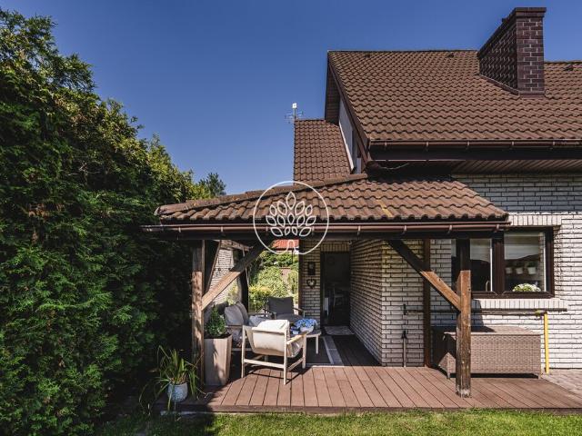 Na sprzedaż przestronny dom 117 m² z garażem i ogrodem