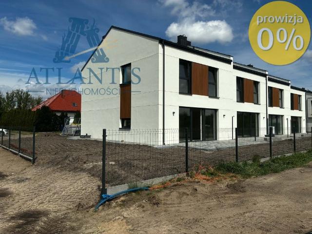 Na sprzedaż przestronny dom 128,58 m² w Murowańcu z garażem i 4 pokojami