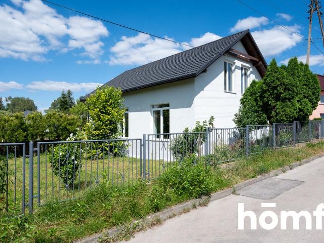 Na sprzedaż przestronny dom 183 m² z 2 niezależnymi mieszkaniami