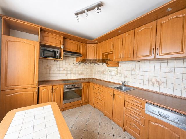 Na sprzedaż przestronny dom 237 m² z garażem na 2 auta w Straszynie