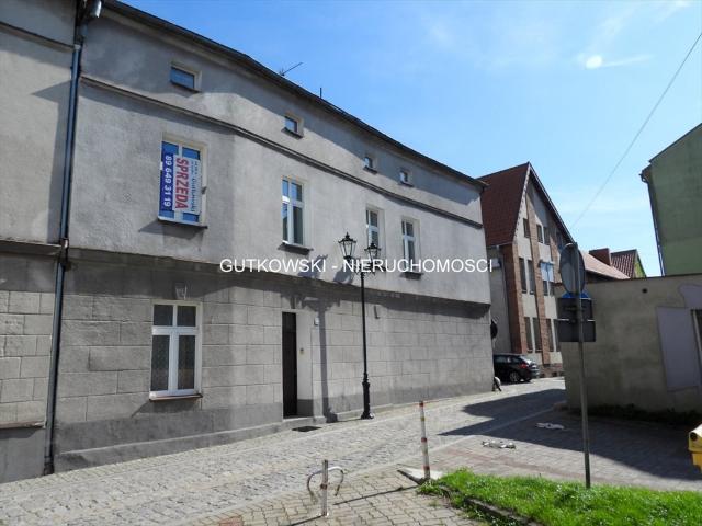 Na sprzedaż przestronny dom 250 m² w Lubawie z dużym potencjałem