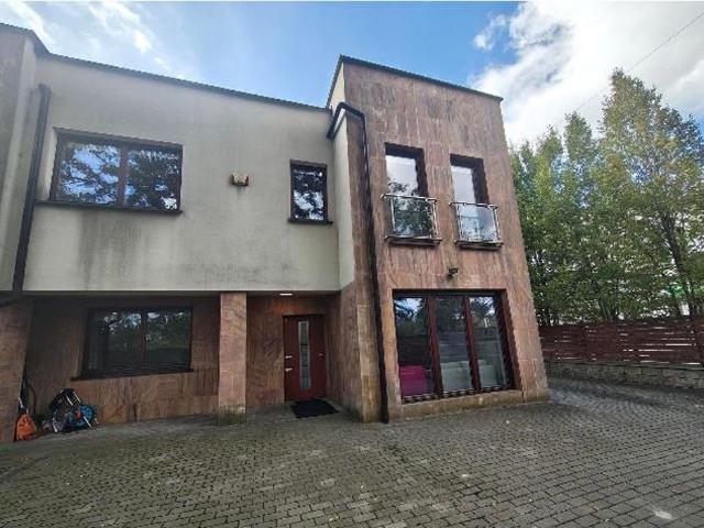 Na sprzedaż przestronny lokal użytkowy 175,7 m² w Warszawie