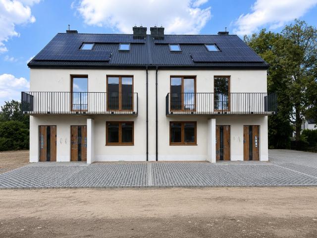 Na sprzedaż przestronne mieszkanie 42 m² z ogrodem i miejscami postojowymi