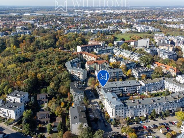 Na sprzedaż przestronne dwupoziomowe mieszkanie 119 m² w Klecinie