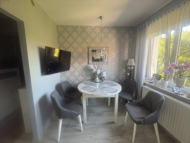 Na sprzedaż przestronne dwupoziomowe mieszkanie 58 m² w Bytomiu