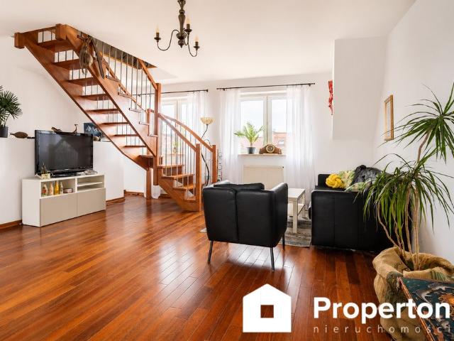 Na sprzedaż przestronne dwupoziomowe mieszkanie 95 m² z balkonem