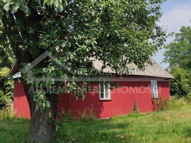 Na sprzedaż przestronne siedlisko 80 m² z 5 budynkami w Kiełczewicach