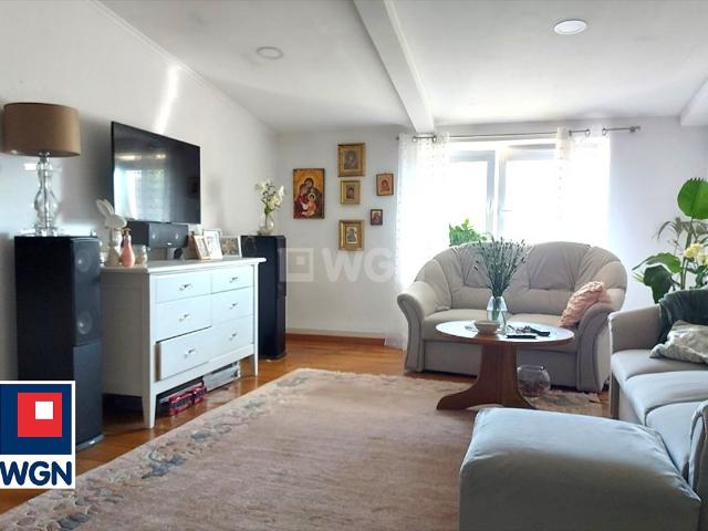 Na sprzedaż przestronne 106 m² mieszkanie w Częstochowie