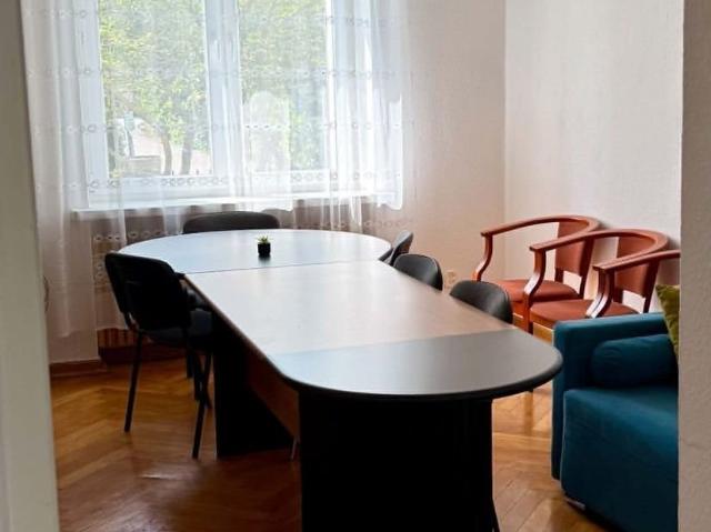 Do sprzedania przestronne 2 pokojowe mieszkanie 47 m² w Warszawie