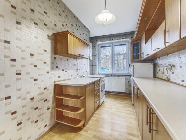 Na sprzedaż przestronne 2 pokojowe mieszkanie 45 m² w Zabrzu