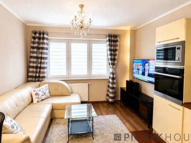 Na sprzedaż przestronne 2 pokojowe mieszkanie 39,71 m² w Warszawie