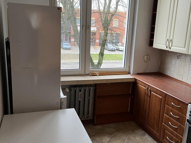 Na sprzedaż przestronne 3 pokojowe mieszkanie 50 m² w Świdniku