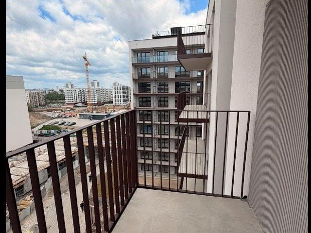 Na sprzedaż przestronne 3 pokojowe mieszkanie 63 m² z dużym salonem i tarasem
