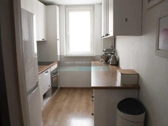 Na sprzedaż przestronne 3 pokojowe mieszkanie 60,4 m² w Zegrzu