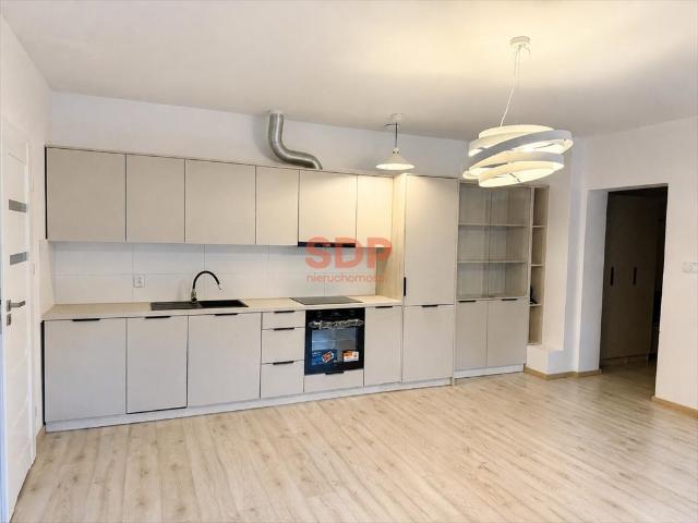 Na sprzedaż przestronne 3 pokojowe mieszkanie 60,51 m² w centrum Katowic