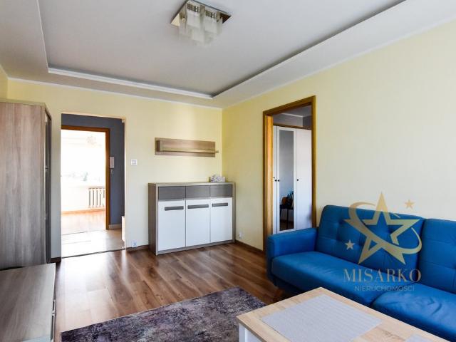 Na sprzedaż przestronne 4 pokojowe mieszkanie 58 m² z balkonem i piwnicą