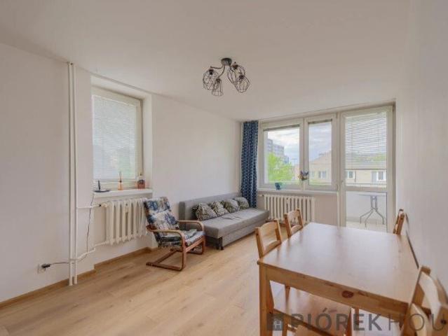 Na sprzedaż przestronne 4 pokojowe mieszkanie 60,4 m² na Mokotowie