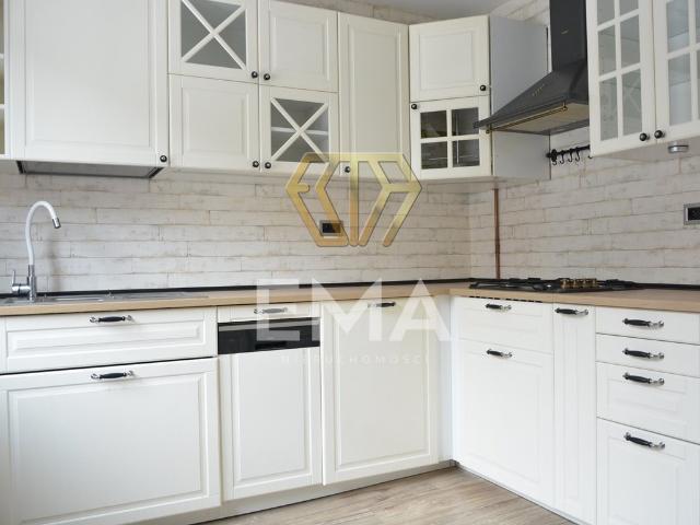 Na sprzedaż przestronne 4 pokojowe mieszkanie 72 m² w Zawierciu