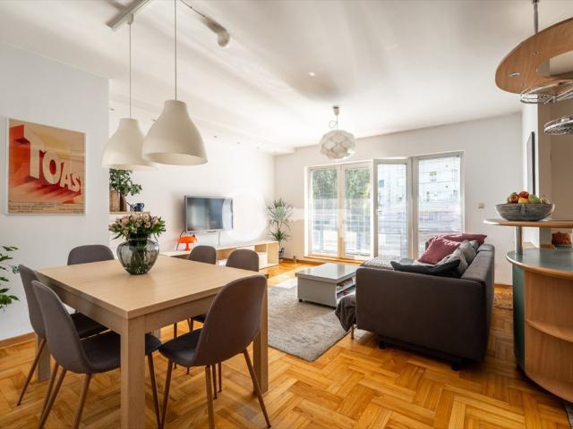 Na sprzedaż przestronne 4 pokojowe mieszkanie 105 m² w Warszawie