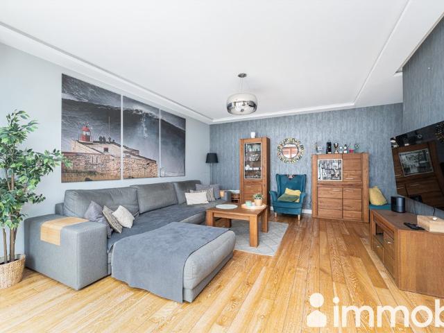 Na sprzedaż przestronne 4 pokojowe mieszkanie 130 m² w Wilanowie